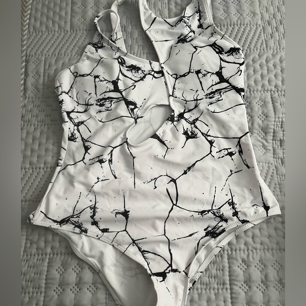 One piece bathing suit